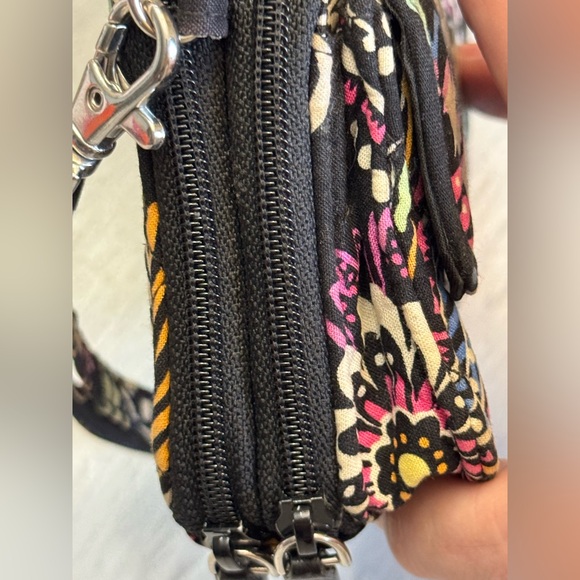 Vera Bradley Retired Black Print Double Zippered Wallet Wristlet EUC - Picture 5 of 7